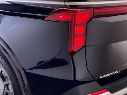 Kia Carnival Hybrid EX FWD 2026