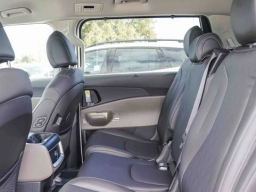 Kia Carnival Hybrid EX FWD 2026