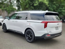 Kia Carnival SX FWD 2026