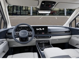 Kia Carnival SX FWD 2026