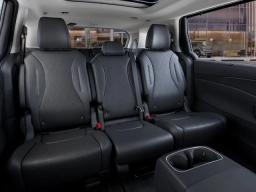 Kia Carnival SX FWD 2026