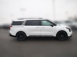 Kia Carnival SX FWD 2026