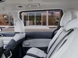 Kia Carnival SX FWD 2026