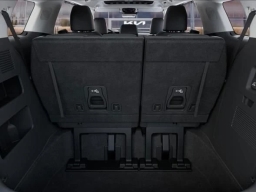 Kia Carnival SX Prestige FWD 2025