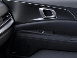 Kia Carnival SX Prestige FWD 2025