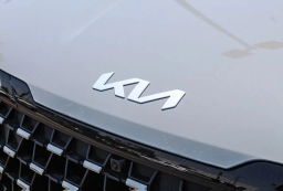 Kia Carnival SX Prestige FWD 2026