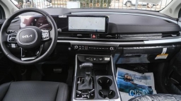 Kia Carnival SX Prestige FWD 2026