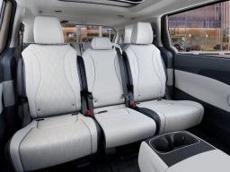 Kia Carnival SX FWD 2026