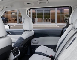 Kia Carnival SX FWD 2026