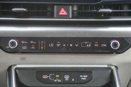 Kia Carnival Hybrid SX FWD 2026