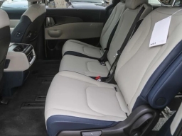 Kia Carnival Hybrid SX FWD 2026