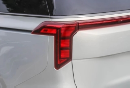 Kia Carnival Hybrid SX FWD 2026