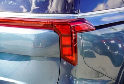 Kia Carnival Hybrid SX FWD 2026