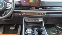 Kia Carnival Hybrid SX FWD 2026