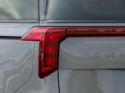 Kia Carnival Hybrid SX FWD 2026