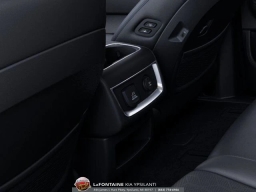 Kia Carnival Hybrid SX FWD 2026