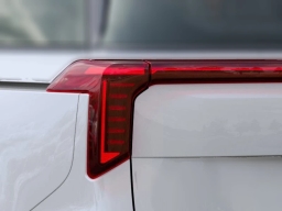 Kia Carnival Hybrid SX Prestige FWD 2026