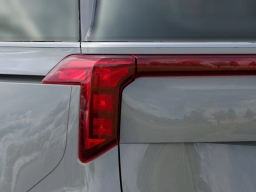 Kia Carnival Hybrid SX FWD 2026