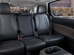 Kia Carnival Hybrid SX FWD 2026