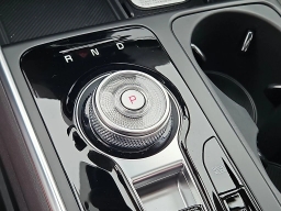 Kia Carnival Hybrid SX FWD 2026