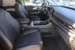 Kia Carnival Hybrid SX FWD 2026