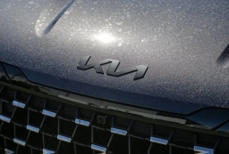 Kia Carnival Hybrid SX FWD 2026