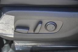 Kia Carnival Hybrid SX FWD 2026