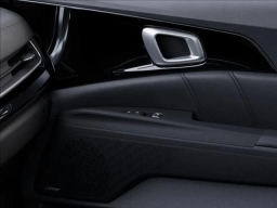 Kia Carnival Hybrid SX FWD 2026