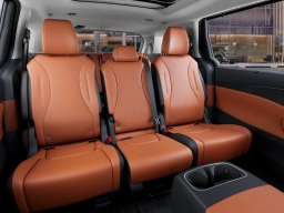 Kia Carnival Hybrid SX Prestige FWD 2026