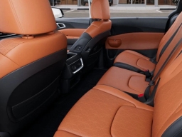 Kia Carnival Hybrid SX FWD 2026