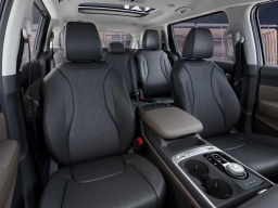 Kia Carnival Hybrid SX FWD 2026