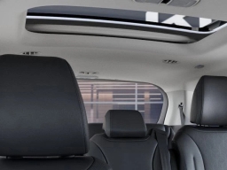 Kia Carnival Hybrid SX FWD 2026