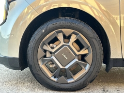 Kia Carnival Hybrid SX FWD 2026