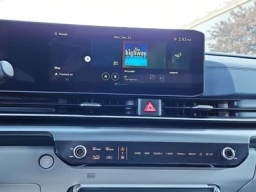 Kia Carnival Hybrid SX FWD 2026