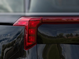 Kia Carnival Hybrid SX FWD 2026