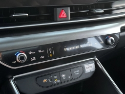 Kia Carnival Hybrid SX FWD 2026