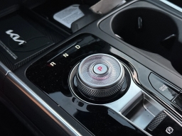 Kia Carnival Hybrid SX FWD 2026