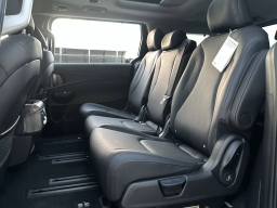 Kia Carnival Hybrid SX FWD 2026