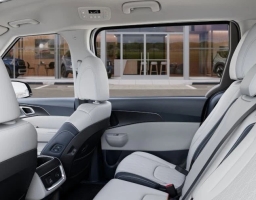 Kia Carnival Hybrid SX FWD 2026