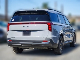 Kia Carnival Hybrid SX FWD 2026