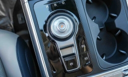 Kia Carnival Hybrid SX FWD 2026