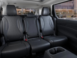 Kia Carnival Hybrid SX FWD 2026