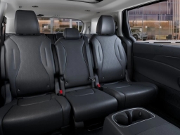 Kia Carnival Hybrid SX FWD 2026