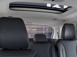 Kia Carnival Hybrid SX FWD 2026