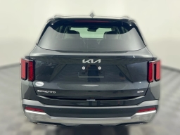 Kia Sorento Hybrid EX FWD 2026