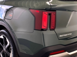 Kia Sorento Hybrid EX FWD 2026