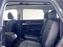 Kia Sorento Hybrid EX FWD 2026