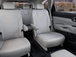 Kia Sorento Hybrid EX FWD 2026