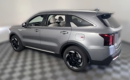 Kia Sorento Hybrid EX FWD 2026