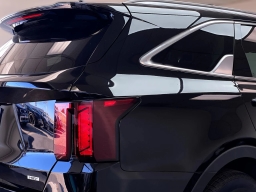 Kia Sorento Hybrid EX AWD 2026